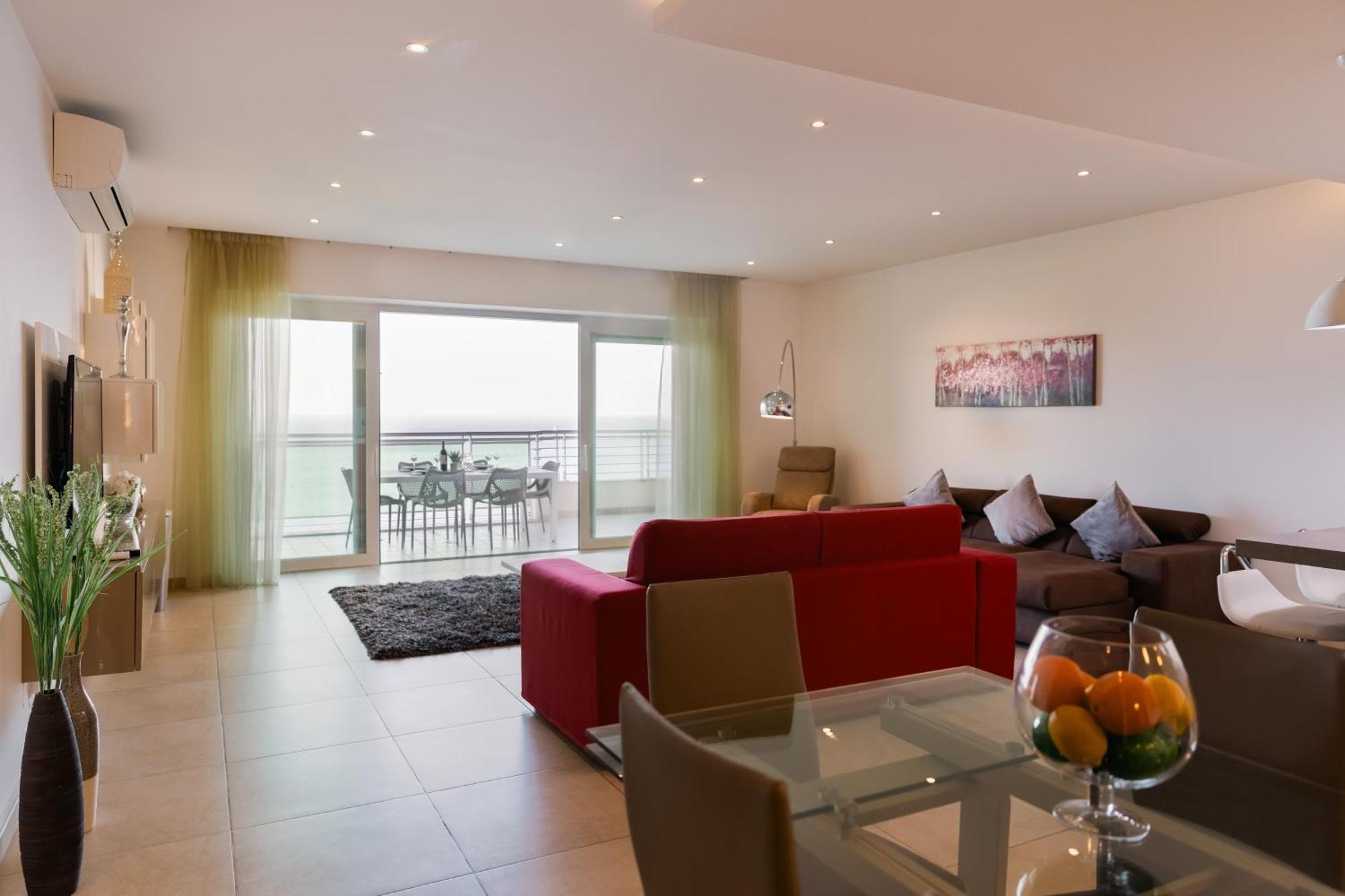 סליאמה Luxury Seafront 3Br With Pool By Arcobnb מראה חיצוני תמונה